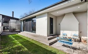 Sanlor Suite 2 - Luxury, Comfort & Style